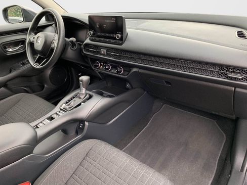Certified 2024 Honda HR-V LX image 37