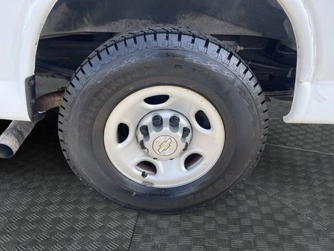 Used 2021 Chevrolet Express 2500 Extended w/ Driver Convenience Package RWD image 28