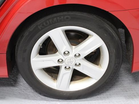Used 2012 Toyota Camry SE FWD image 14