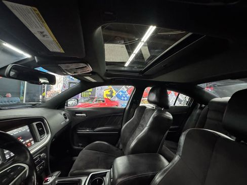 Used 2018 Dodge Charger GT AWD/4WD image 31