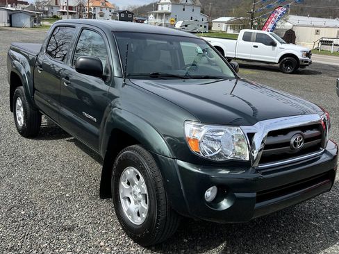 Used 2010 Toyota Tacoma 4x4 Double Cab image 1