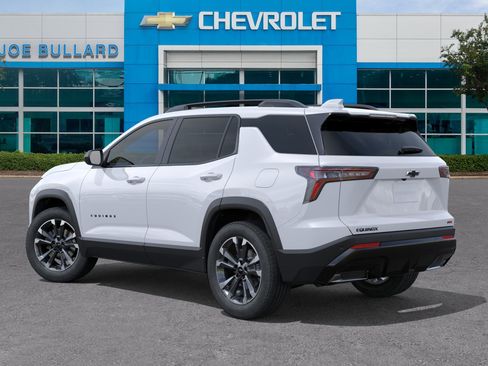 New 2026 Chevrolet Equinox RS FWD image 3