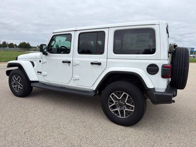 Used 2025 Jeep Wrangler Unlimited Sahara AWD/4WD image 2