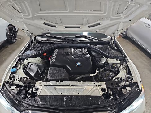 Used 2021 BMW 330i Sedan w/ Premium Package image 31