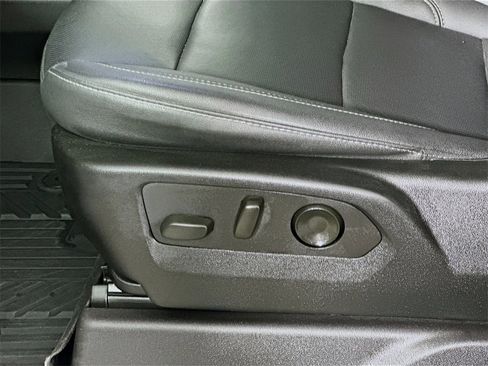 Used 2024 Chevrolet Silverado 3500 LTZ image 23