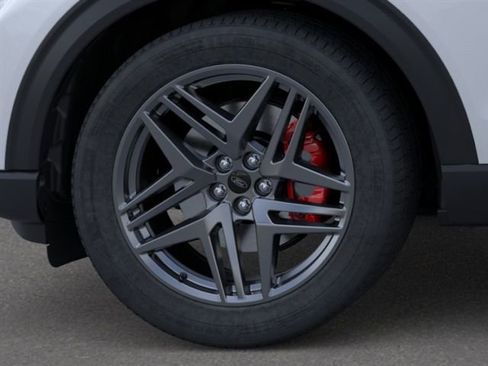 New 2026 Ford Explorer ST-Line w/ ST-Line Street Pack image 19