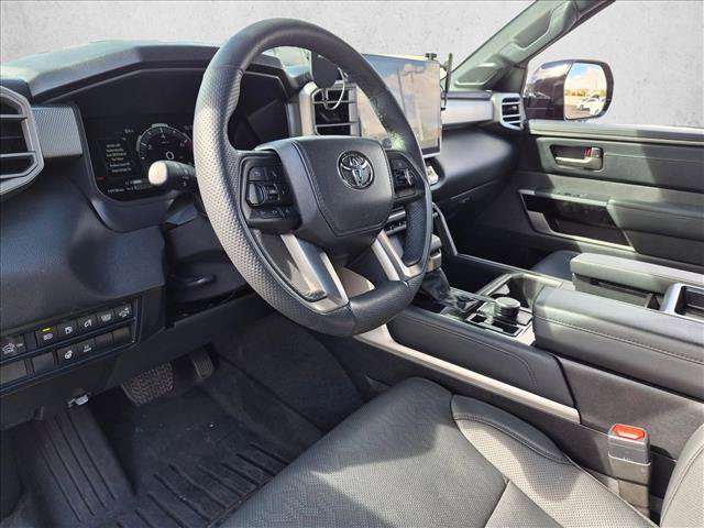 Used 2025 Toyota Tundra Limited AWD/4WD image 9