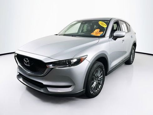 Used 2017 MAZDA CX-5 Touring w/ Preferred Equipment Package image 3