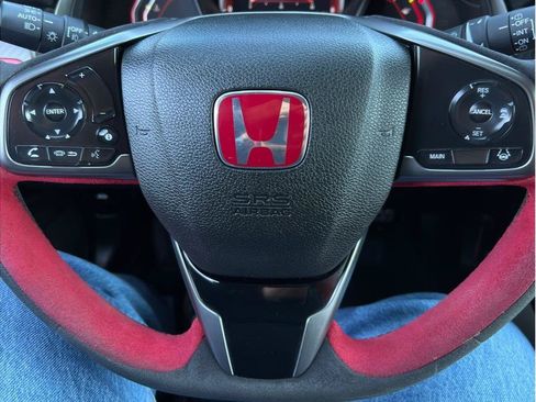 Used 2021 Honda Civic Type R image 11