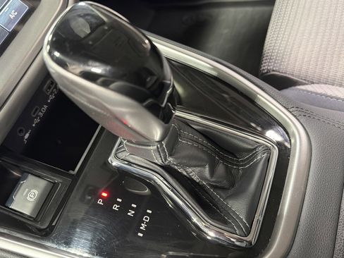 Certified 2025 Subaru Outback Premium w/ Popular Package #1A image 24