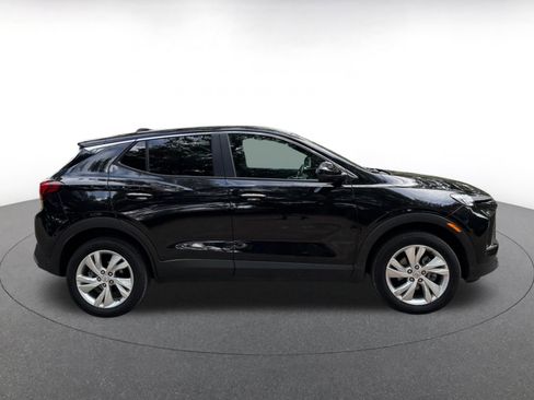 Used 2025 Buick Encore GX Preferred AWD/4WD image 8