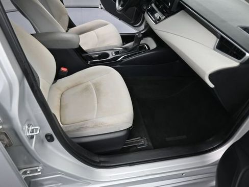 Used 2022 Toyota Corolla LE FWD image 67