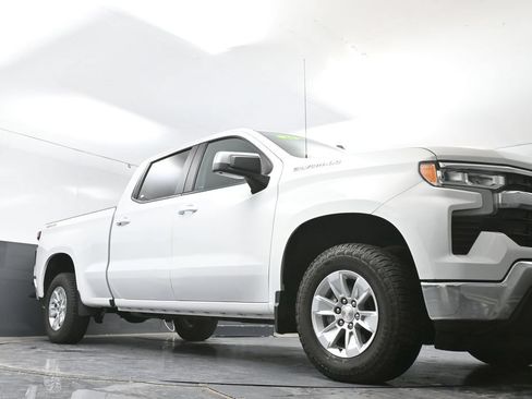 Used 2024 Chevrolet Silverado 1500 LT w/ Protection Package AWD/4WD image 49