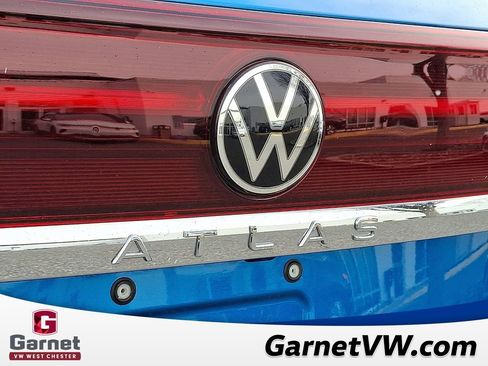Certified 2024 Volkswagen Atlas Cross Sport SEL R-Line image 30