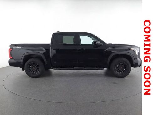 Used 2024 Toyota Tundra Limited w/ TRD Off-Road Package AWD/4WD image 10