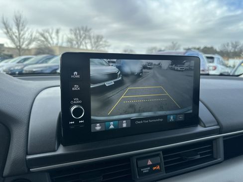 Used 2024 Honda Pilot Touring image 30