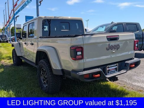 Used 2020 Jeep Gladiator Mojave AWD/4WD image 6