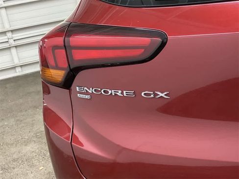 Used 2022 Buick Encore GX Select w/ Experience Buick Package image 10