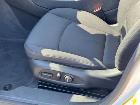 Used 2023 Chevrolet Malibu LT FWD image 21
