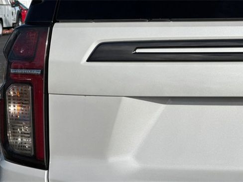 Used 2021 Chevrolet Tahoe RST w/ Luxury Package image 50