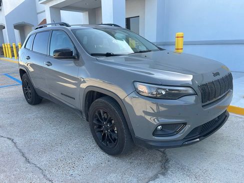 Used 2023 Jeep Cherokee Altitude Lux AWD/4WD image 1
