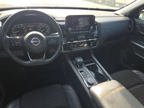 Used 2023 Nissan Pathfinder Rock Creek AWD/4WD image 15
