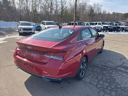 Used 2023 Hyundai Elantra Limited w/ Cargo Package FWD image 8
