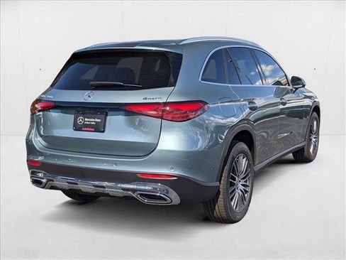 Used 2026 Mercedes-Benz GLC 300 4MATIC image 2