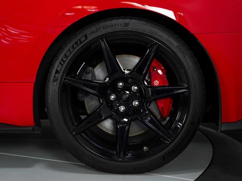 Used 2021 Ford Mustang Shelby GT500 w/ Carbon Fiber Handling Package RWD image 20
