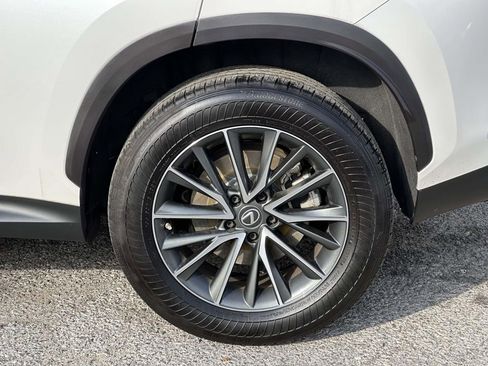 Used 2023 Lexus NX 250 FWD image 9