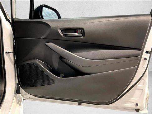 Used 2024 Toyota Corolla LE FWD image 19