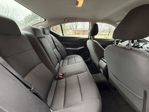 Used 2024 Nissan Altima 2.5 SV image 20