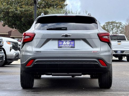 New 2026 Chevrolet Trax RS w/ Driver Confidence Package image 5
