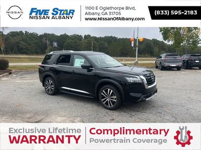 New 2025 Nissan Pathfinder Platinum w/ Cargo Package