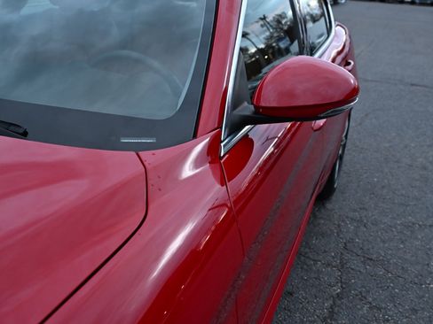 Used 2019 Alfa Romeo Giulia AWD w/ Cold Weather Package image 42