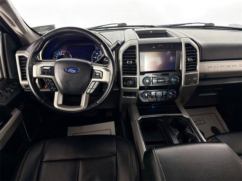 Used 2021 Ford F250 Lariat image 19