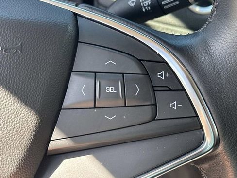 Used 2019 Cadillac XT5 Premium Luxury image 25
