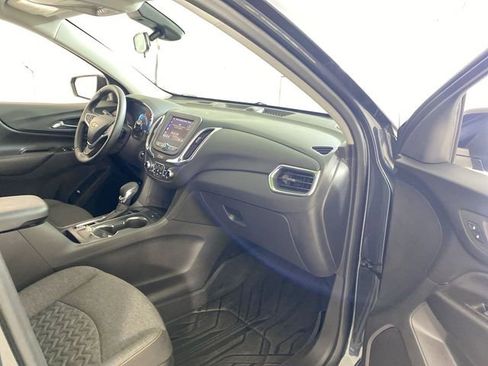 Used 2023 Chevrolet Equinox LT image 30