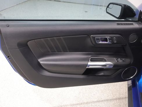 Used 2017 Ford Mustang GT Premium RWD image 13