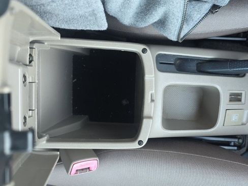 Used 2004 Toyota RAV4 Base image 27