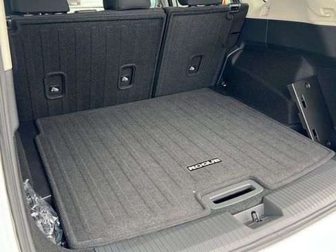 New 2026 Nissan Rogue S image 12