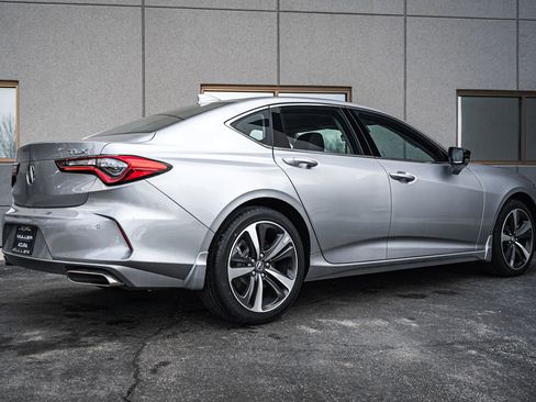 New 2025 Acura TLX w/ Technology Package image 3