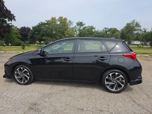 Used 2016 Scion iM FWD image 3