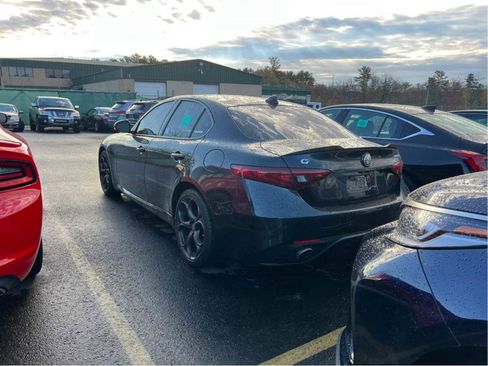 Used 2020 Alfa Romeo Giulia Ti Sport AWD/4WD image 2