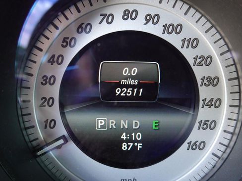 Used 2014 Mercedes-Benz C 250 Sedan image 12