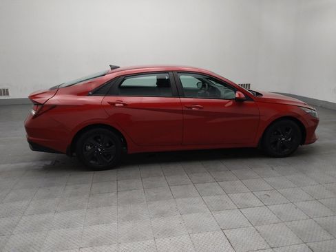 Used 2022 Hyundai Elantra SEL image 10