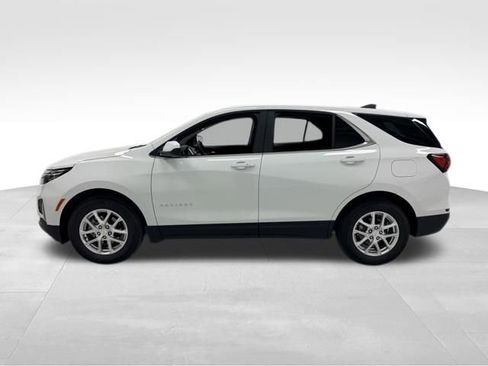 Certified 2024 Chevrolet Equinox LT FWD image 3