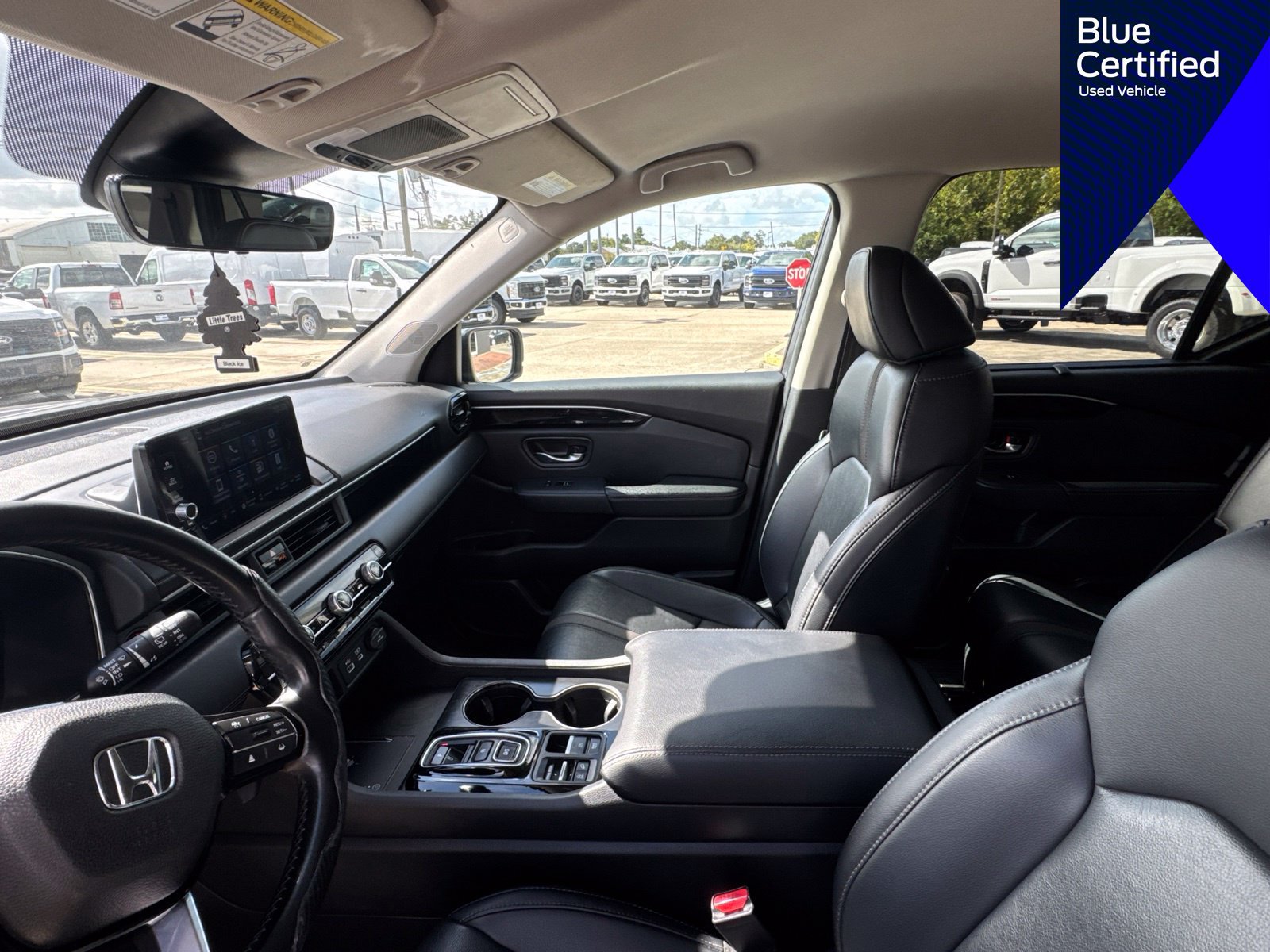Used 2025 Honda Pilot EX-L image 12