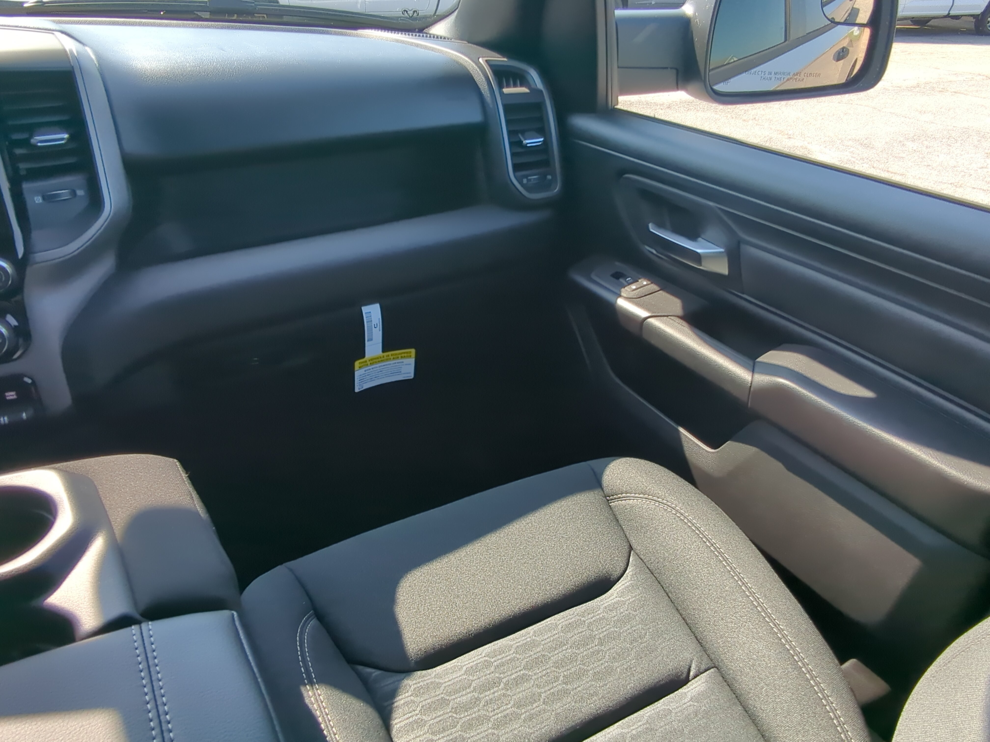 New 2026 RAM 1500 Express AWD/4WD image 16