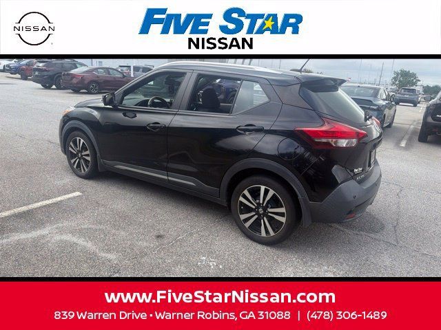Used 2020 Nissan Kicks SR FWD image 17
